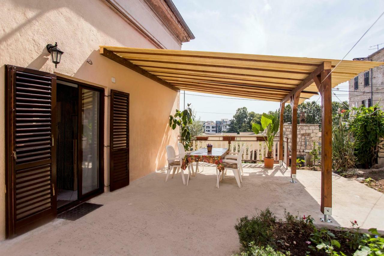 Emanuel Apartman PUY Exterior foto