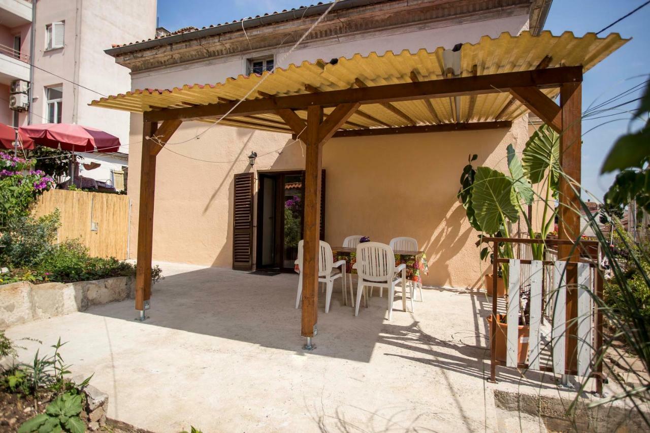 Emanuel Apartman PUY Exterior foto